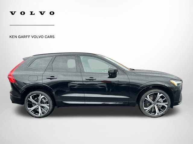 2025 Volvo XC90 Core