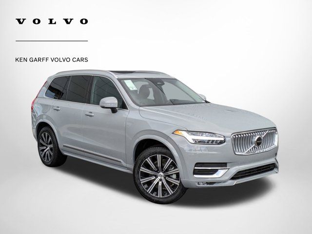 2025 Volvo XC90 Core