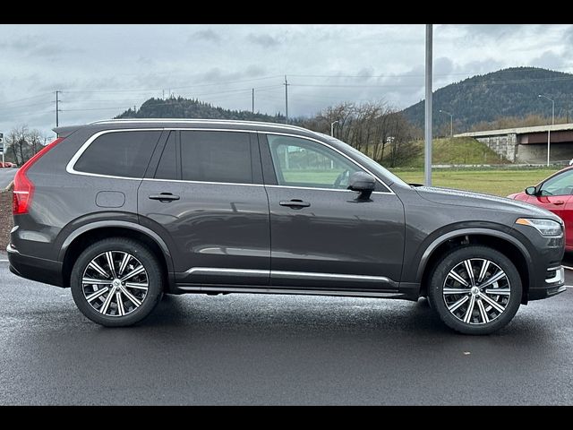 2025 Volvo XC90 Core