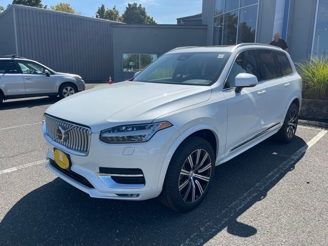 2025 Volvo XC90 Core