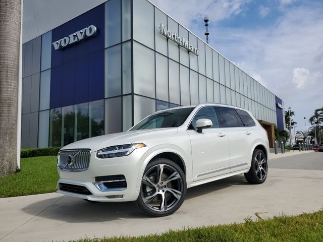 2025 Volvo XC90 Core