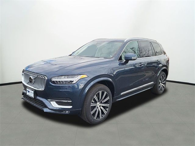 2025 Volvo XC90 Core