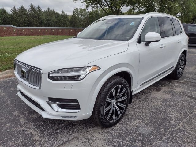 2025 Volvo XC90 Core