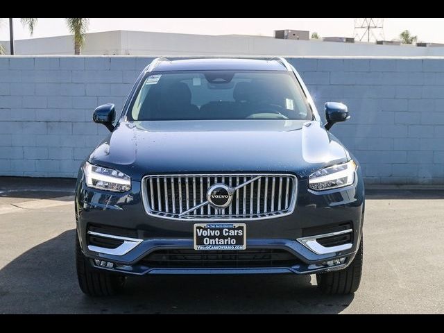 2025 Volvo XC90 Core