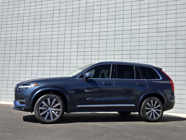 2025 Volvo XC90 Core