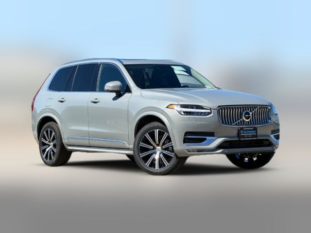 2025 Volvo XC90 Core