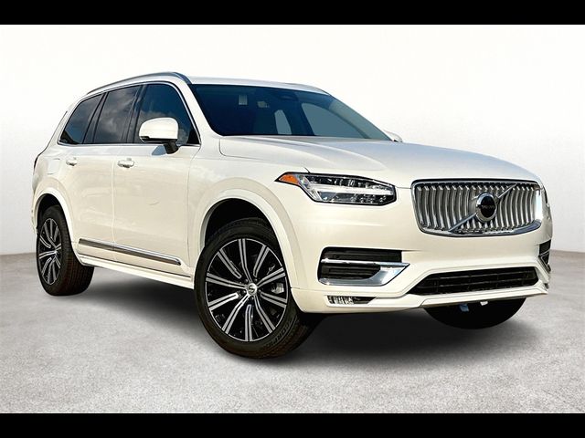 2025 Volvo XC90 Core