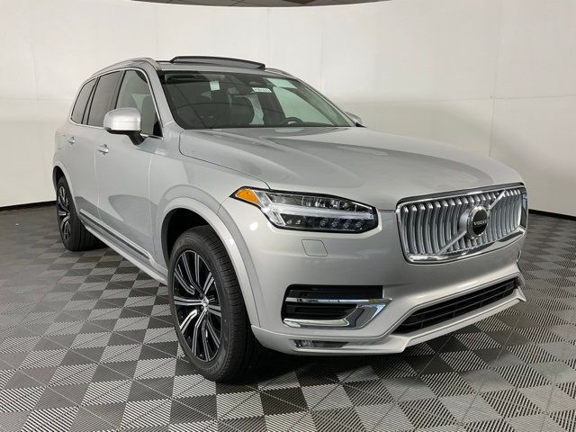 2025 Volvo XC90 Core