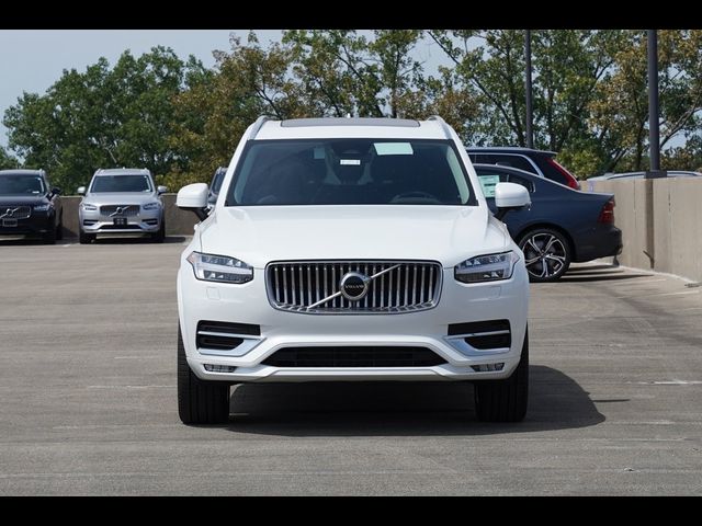 2025 Volvo XC90 Core