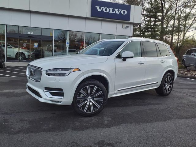 2025 Volvo XC90 Core