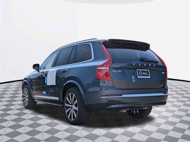 2025 Volvo XC90 Core