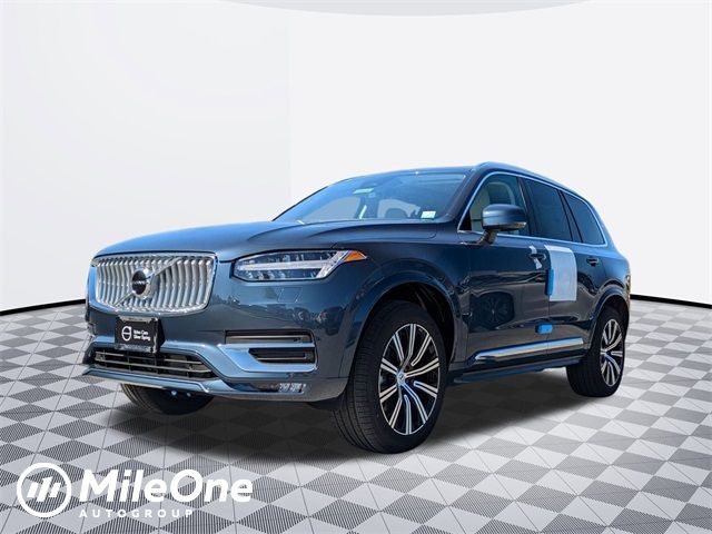 2025 Volvo XC90 Core