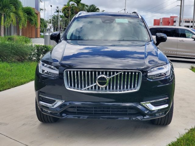 2025 Volvo XC90 Core