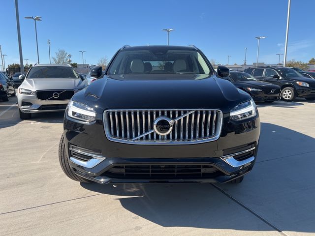 2025 Volvo XC90 Core