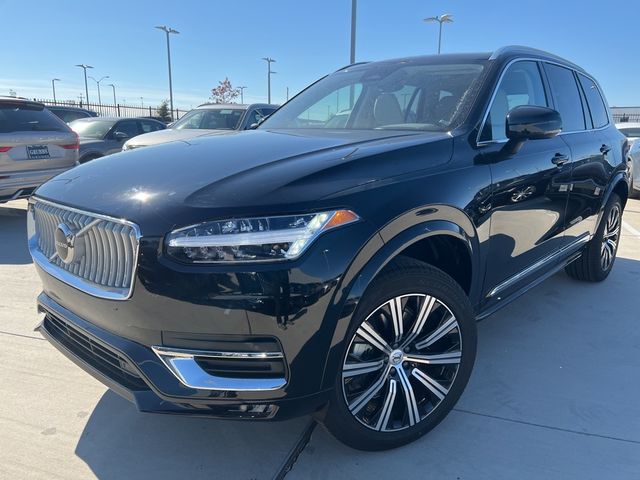 2025 Volvo XC90 Core