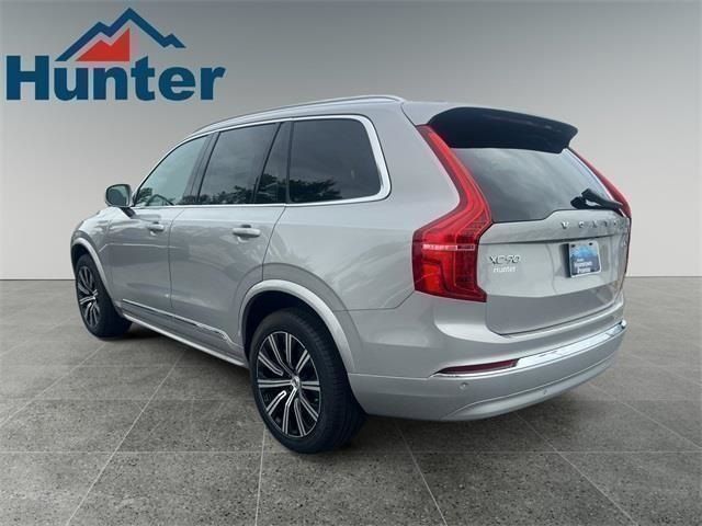 2025 Volvo XC90 Core