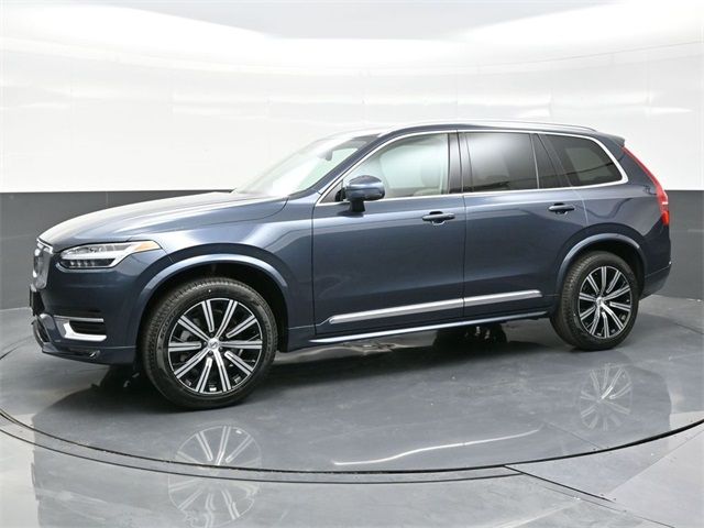 2025 Volvo XC90 Core