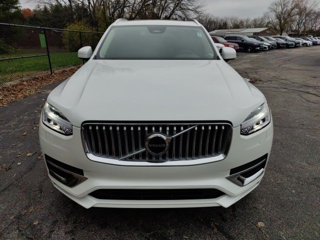 2025 Volvo XC90 Core