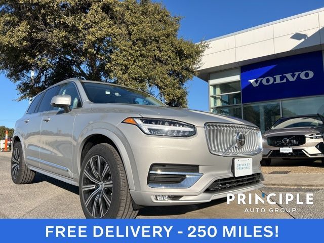 2025 Volvo XC90 Core