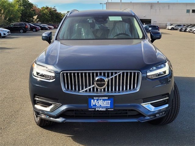 2025 Volvo XC90 Core