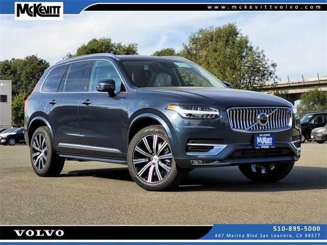 2025 Volvo XC90 Core