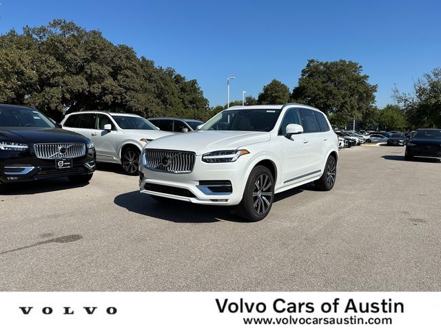 2025 Volvo XC90 Core