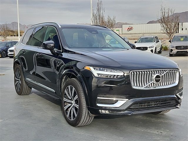 2025 Volvo XC90 Core