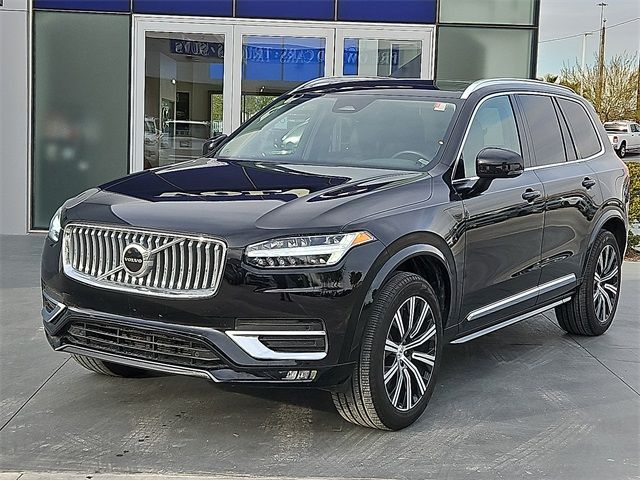 2025 Volvo XC90 Core