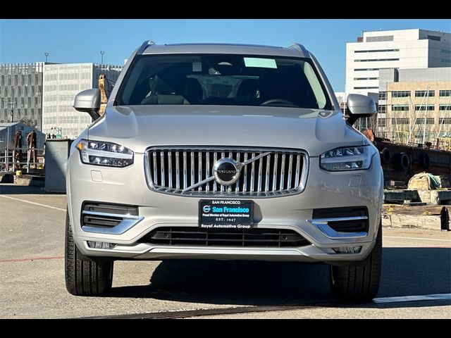 2025 Volvo XC90 Core