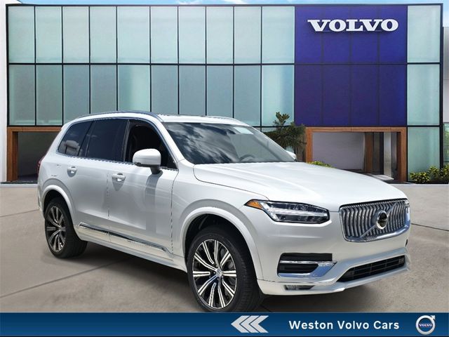 2025 Volvo XC90 Core