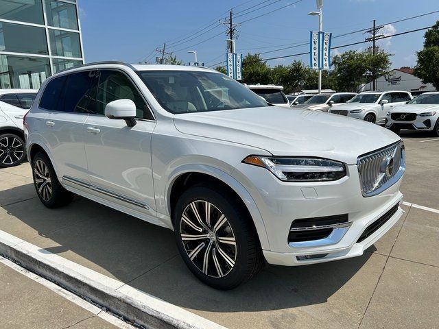 2025 Volvo XC90 Core