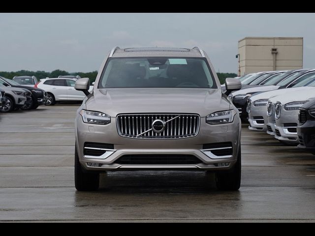 2025 Volvo XC90 Core