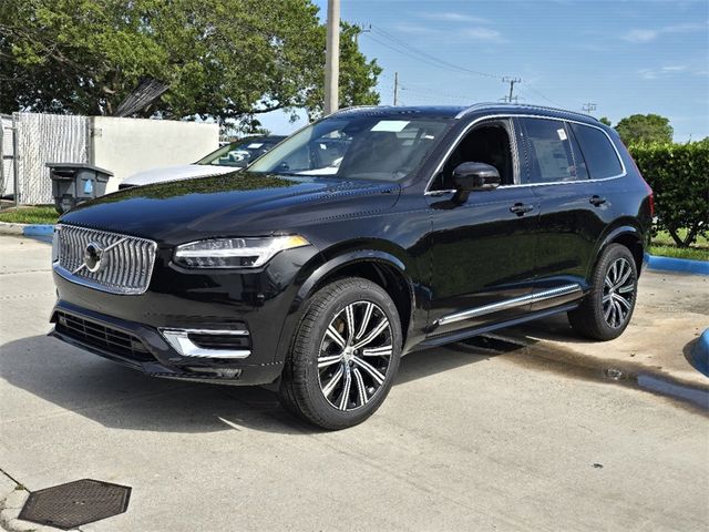 2025 Volvo XC90 Core