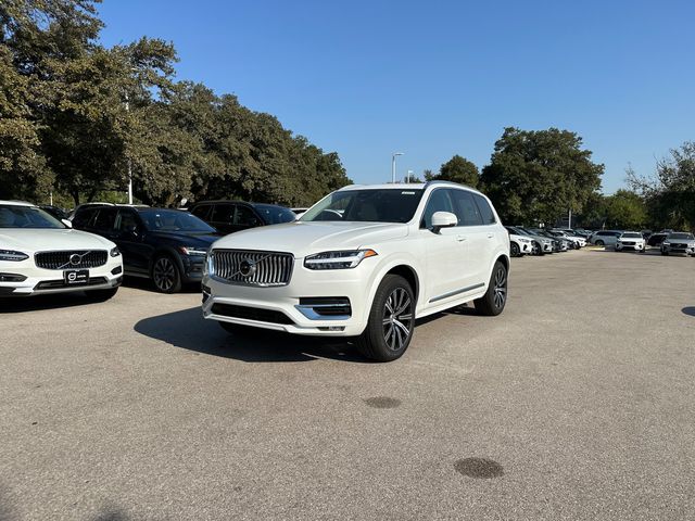 2025 Volvo XC90 Core