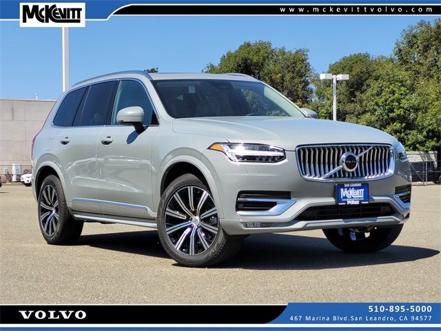 2025 Volvo XC90 Core