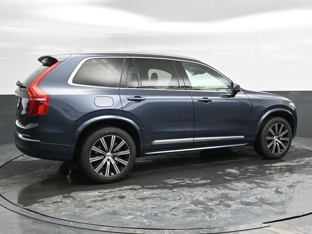 2025 Volvo XC90 Core