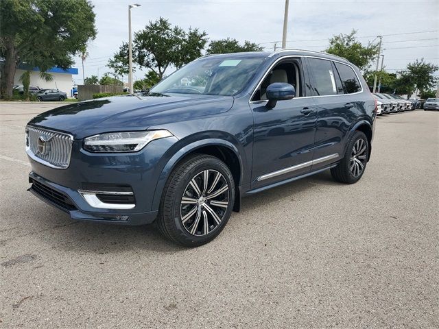 2025 Volvo XC90 Core