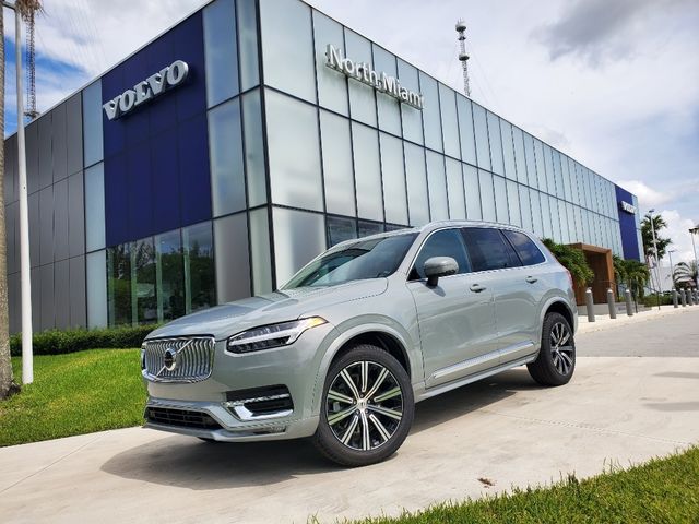 2025 Volvo XC90 Core