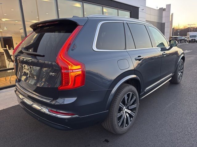 2025 Volvo XC90 Core