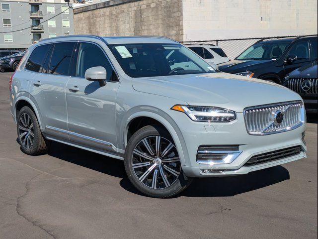 2025 Volvo XC90 Core