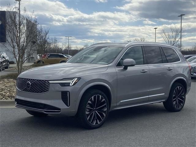 2025 Volvo XC90 Plus