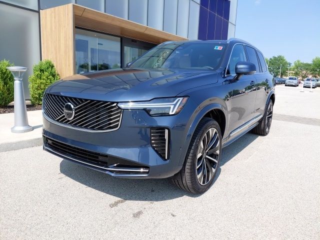 2025 Volvo XC90 Plus
