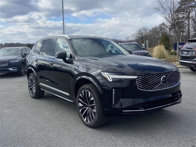 2025 Volvo XC90 Plus