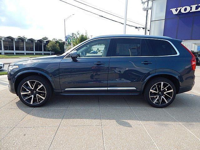 2025 Volvo XC90 Plus