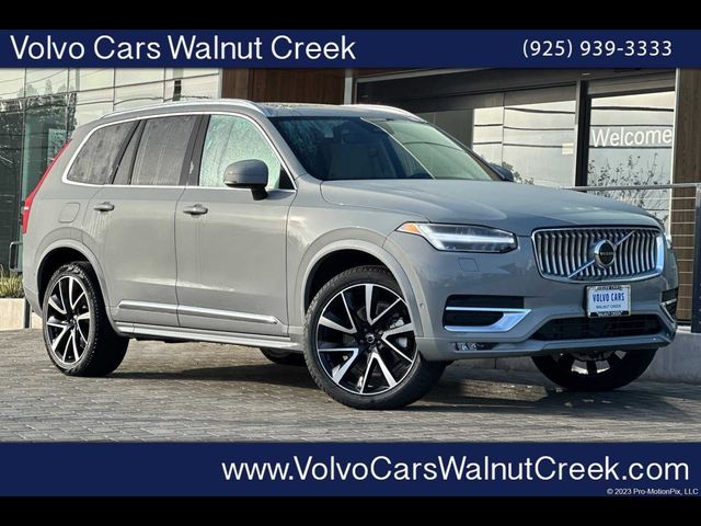 2025 Volvo XC90 Plus