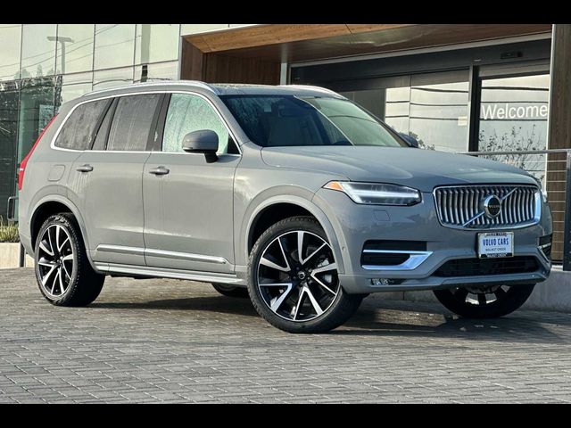 2025 Volvo XC90 Plus