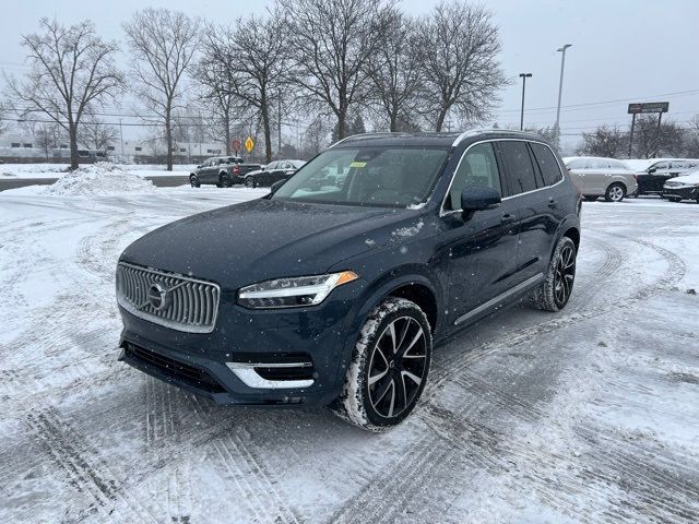 2025 Volvo XC90 Plus