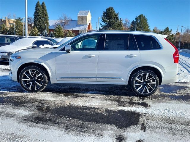 2025 Volvo XC90 Plus