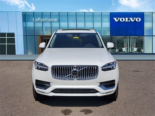 2025 Volvo XC90 Plus