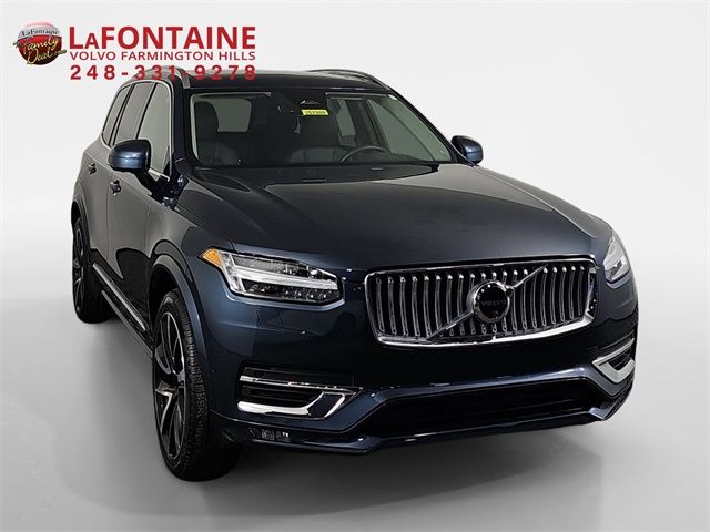 2025 Volvo XC90 Plus